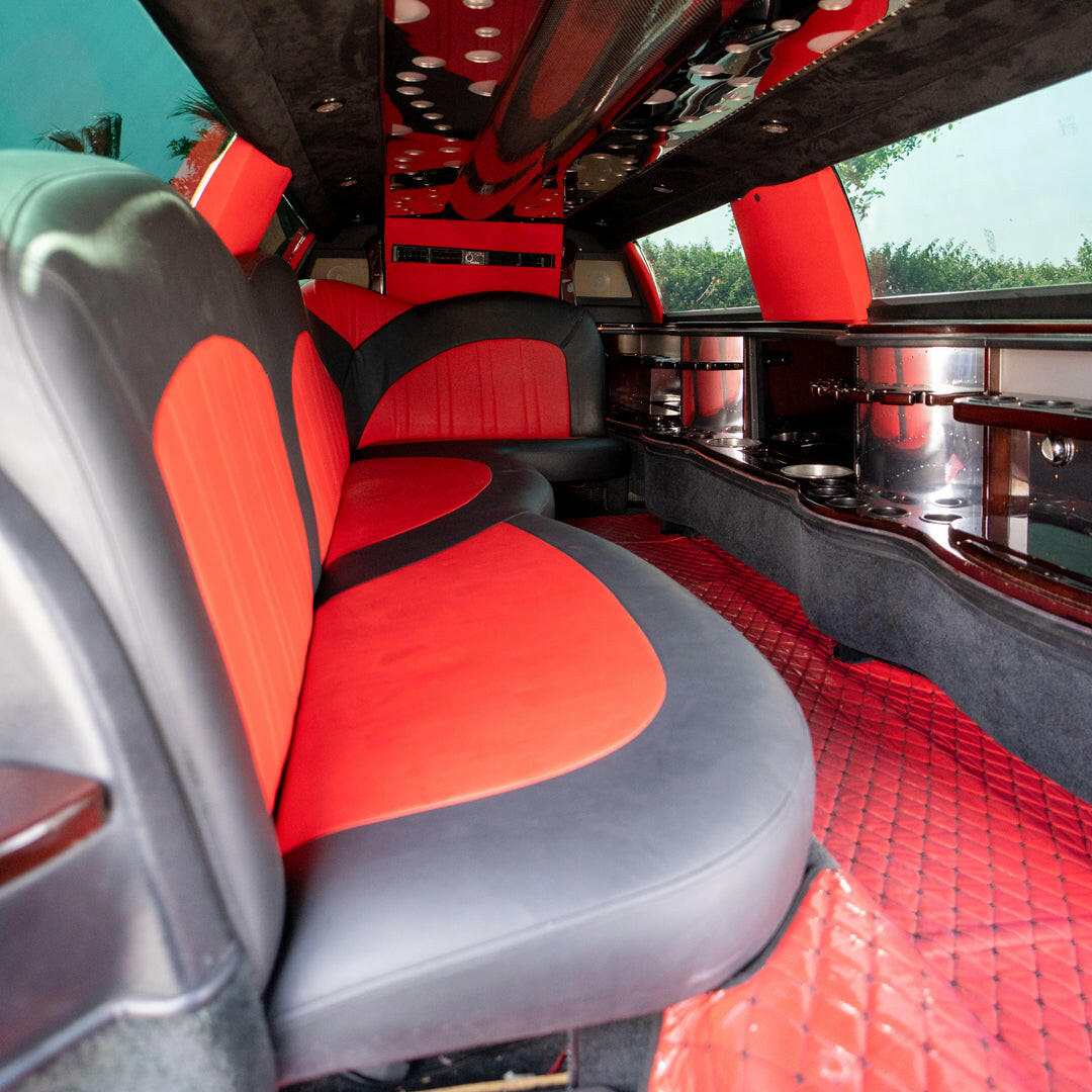 Chrysler Black Limo Dubai | Skye VIP