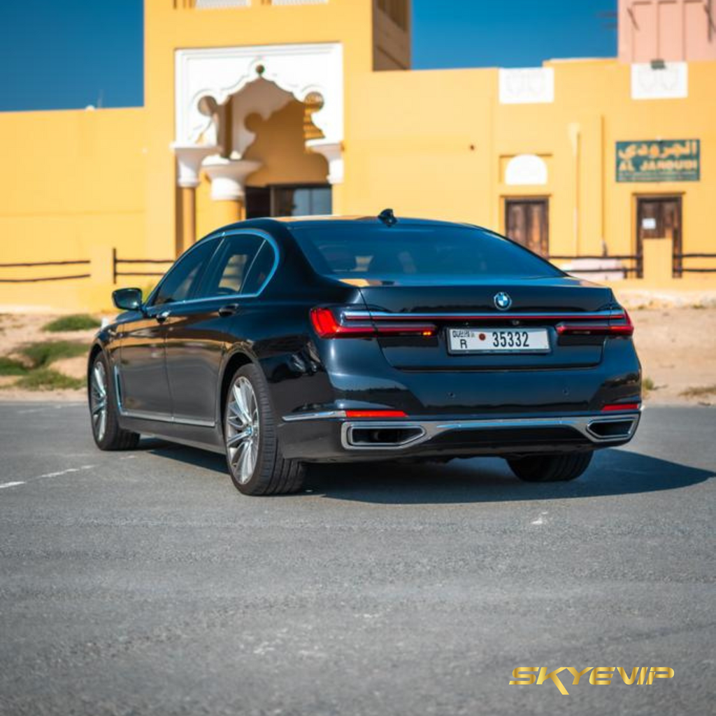 Hire BMW 730i With Chauffeur Service Dubai