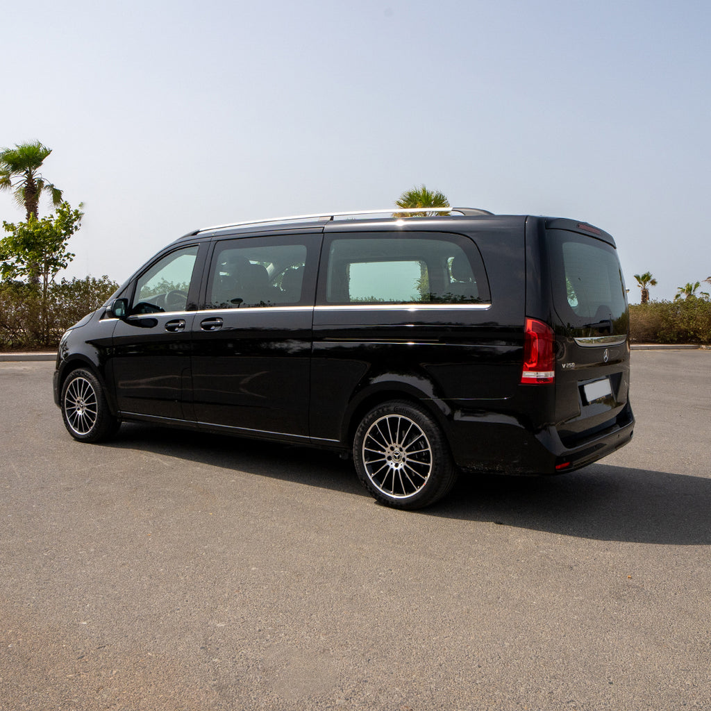 Hire Mercedes V250 Dubai