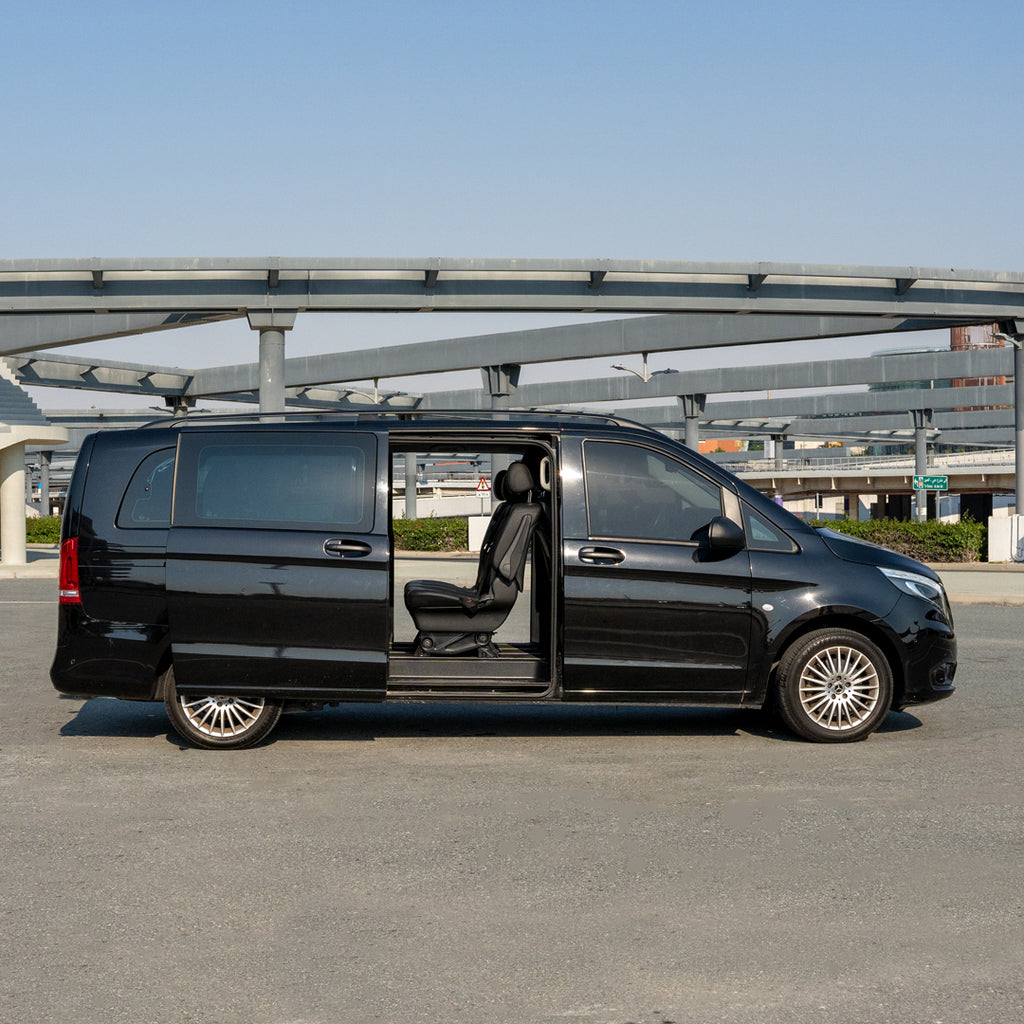 Hire Mercedes V Class Dubai