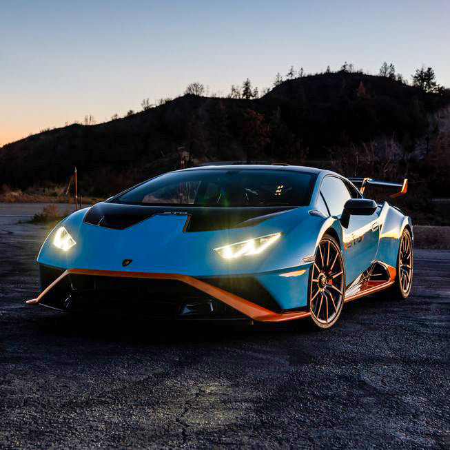 Lamborghini Huracan STO Rental