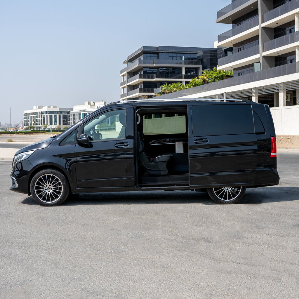 Mercedes V250 5 Seater Exterior