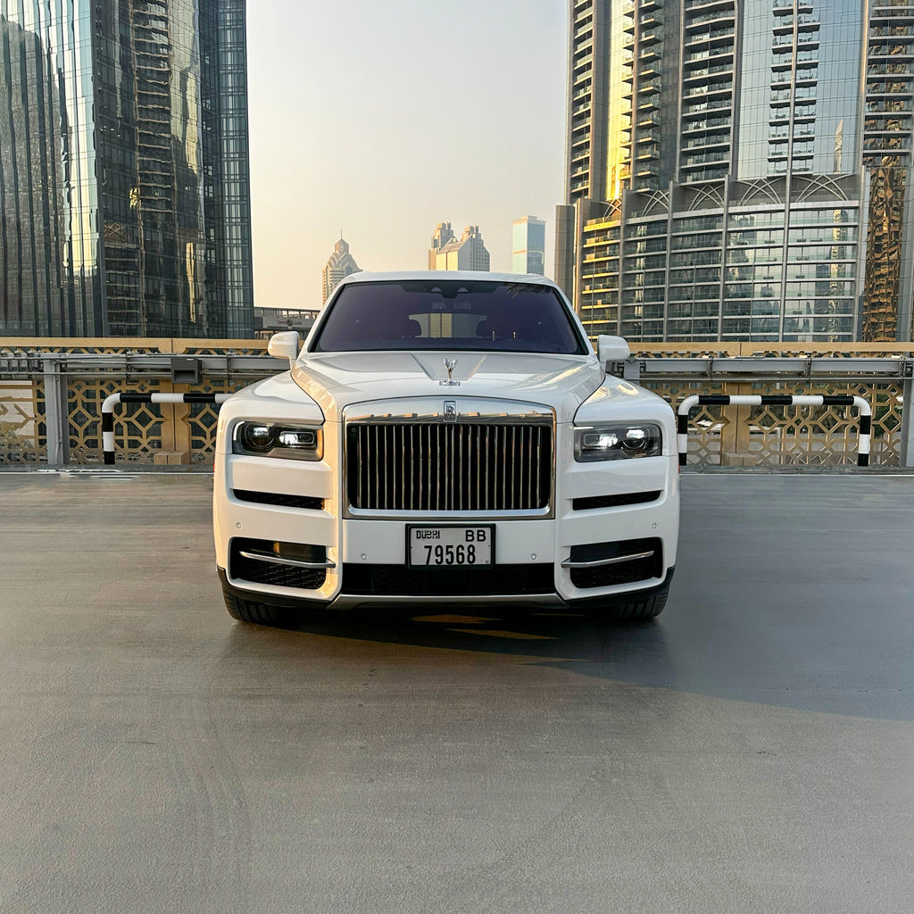 Rolls Royce Cullinan White Front View