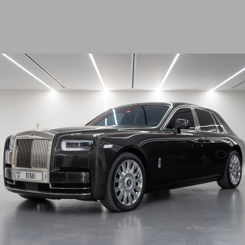 Rolls Royce Phantom with Driver
