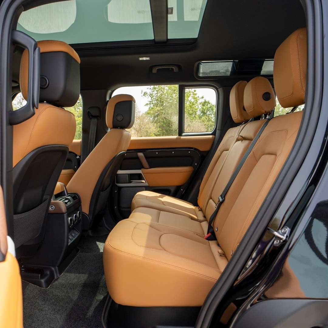 Hire Land Rover Defender Chauffeur Service Dubai